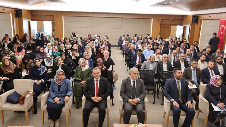 Ankara Dini İhtisas Merkezi Aile Ve Dini Rehberlik Büro/merkezlerinde Görev Yapan Personele Yönelik Eğitim Semineri Başladı.