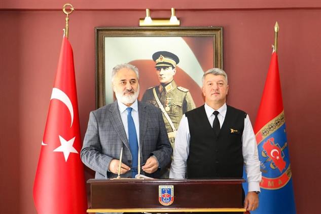 Ankara Müftümüz Dr. Hasan çınar , Ankara Il Jandarma Komutanı Tümgeneral Cemil Lütfi özkul Beyi Makamında Ziyaret Etti