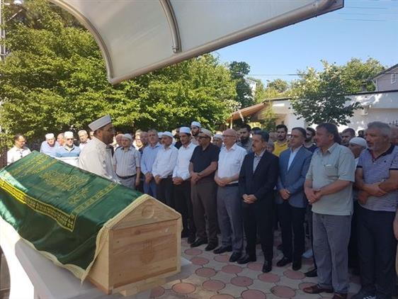 Kirklareli'de Ataköy Köyü Cami Imam Hatibi Hafız Tamer şahin Sava'ya Veda
