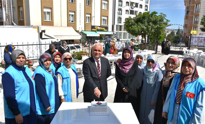 Bilecik'de Bilecik'te "hayır çarşısı" Kuruldu