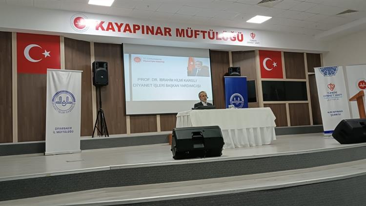 Diyarbakir'da Din Görevlileri Istişare Toplantısı Yapıldı