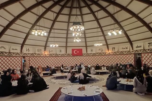 Çorum'da Diyanet Gençlik Iftarda Buluştu