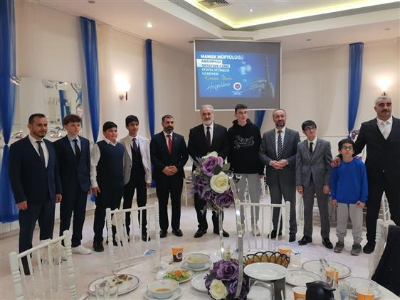 Ankara'da Dünya Yetimler Günü Iftar Programı