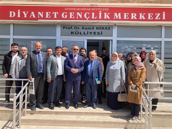 Afyonkarahisar'da Gençlik Koordinatörlüğü Ve Manevi Rehberler Istişare Toplantısı