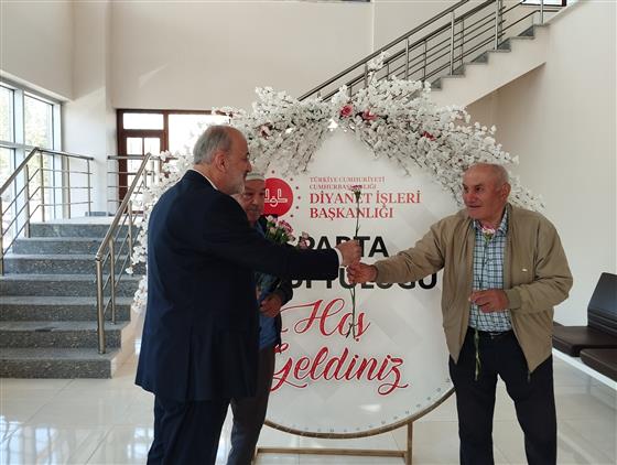 Isparta'da Hacı Adaylarına Eğitim Semineri Düzenlendi