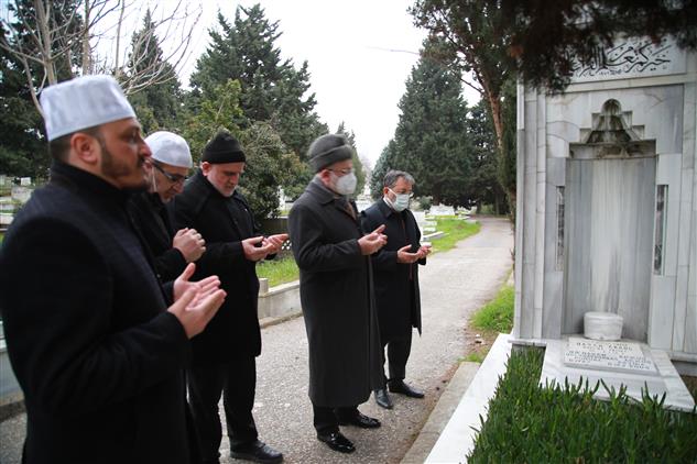 İstanbul'da Hâfız Hasan Akkuş, Vefatının 50. Yıl Dönümünde Kabri Başında Dualarla Anıldı