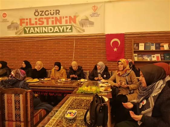 Amasya'da Il Müftümüz Ilimizde Yaşayan Filistinlilerle Bir Araya Geldi