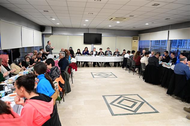 Sinop'ta Il Müftüsü Bektaş Iftar Programına Katıldı