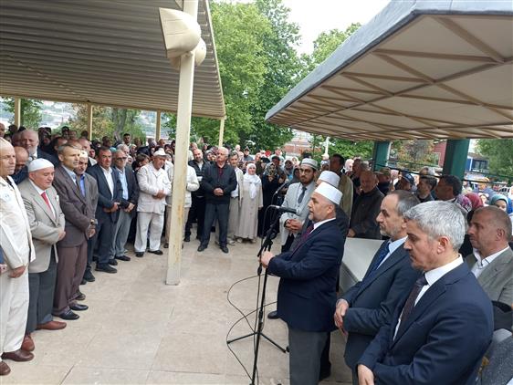 Zonguldak'ta Ilk Hac Kafilesi Dualarla Uğurlandı