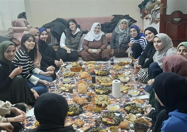 Mardin'li Hanımlar üniversite öğrencilerini Iftarda Ağırladılar