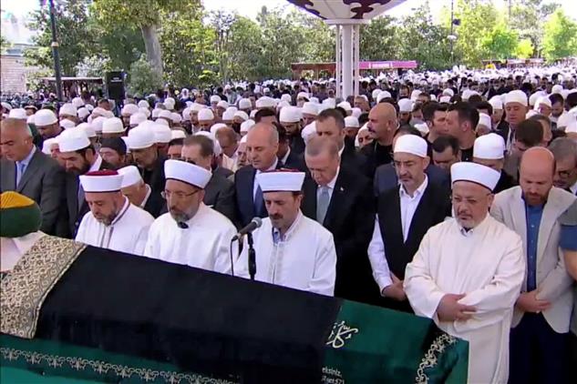 İstanbul'da Müftü Arpaguş, ömer Tuğrul Inançer’in Cenaze Törenine Katıldı