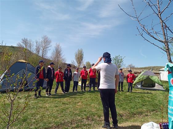 Sivas'ta Müftülük Gençlere üç Günlük Izcilik Kampı Düzenledi