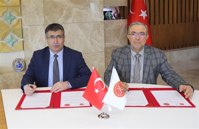 Nevşehir Hacı Bektaş Veli üniversitesi (nevü) Ile Nevşehir Il Müftülüğü Arasında Ikili Iş Birliği Kapsamında Protokol Imzalandı