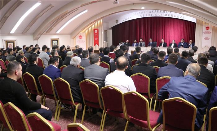 Konya Dini İhtisas Merkezi Vekillikten Kadroya Geçen Imam-hatip / Müezzin-kayyımlara Yönelik Hizmet Içi Eğitim Kursu Başladı