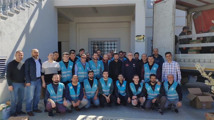 Çanakkale'de Yardım Tırımız Hatay/kumlu Ya Doğru Dualarla Yola çıktı